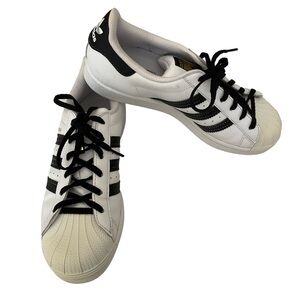 Adidas Superstar Athletic Shoes Size 5